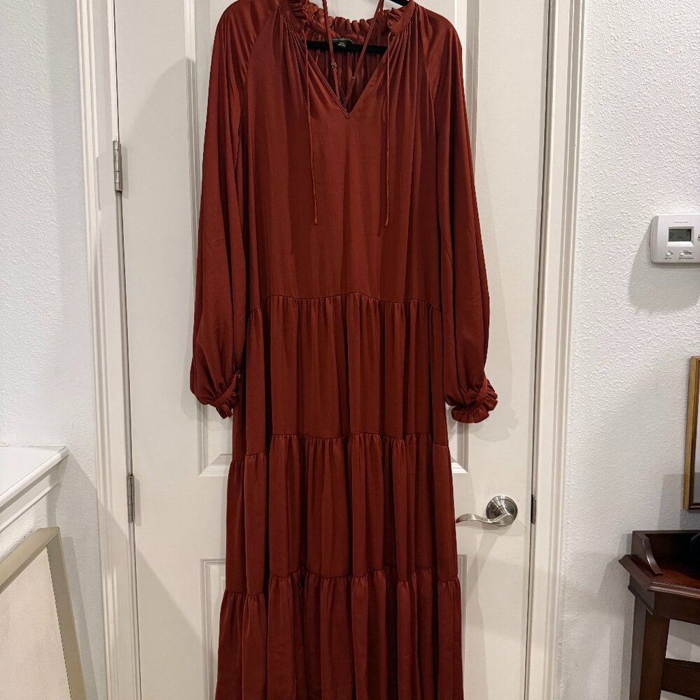 Banana Republic Factory Maxi, silk with camisole slip in beautiful rust color
